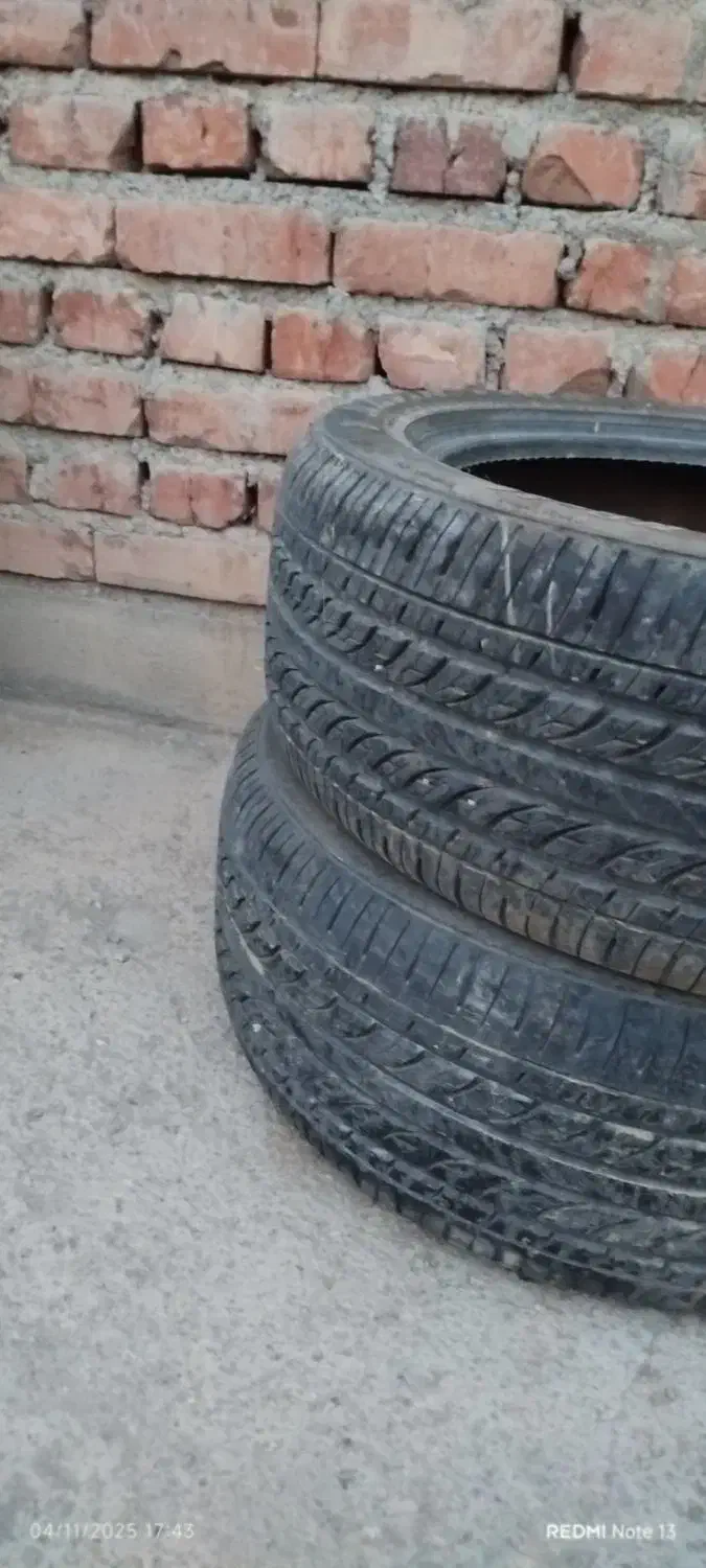 لاستیک سایز 15و16|قطعات یدکی و لوازم جانبی|بناب, |دیوار