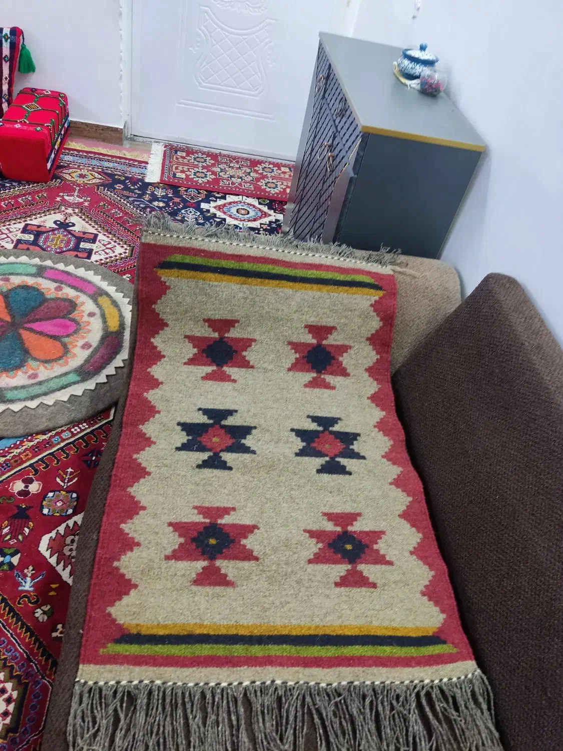 گلیم های تکی هرکدام ۶۵۰|گلیم، جاجیم، گبه|یاسوج, |دیوار