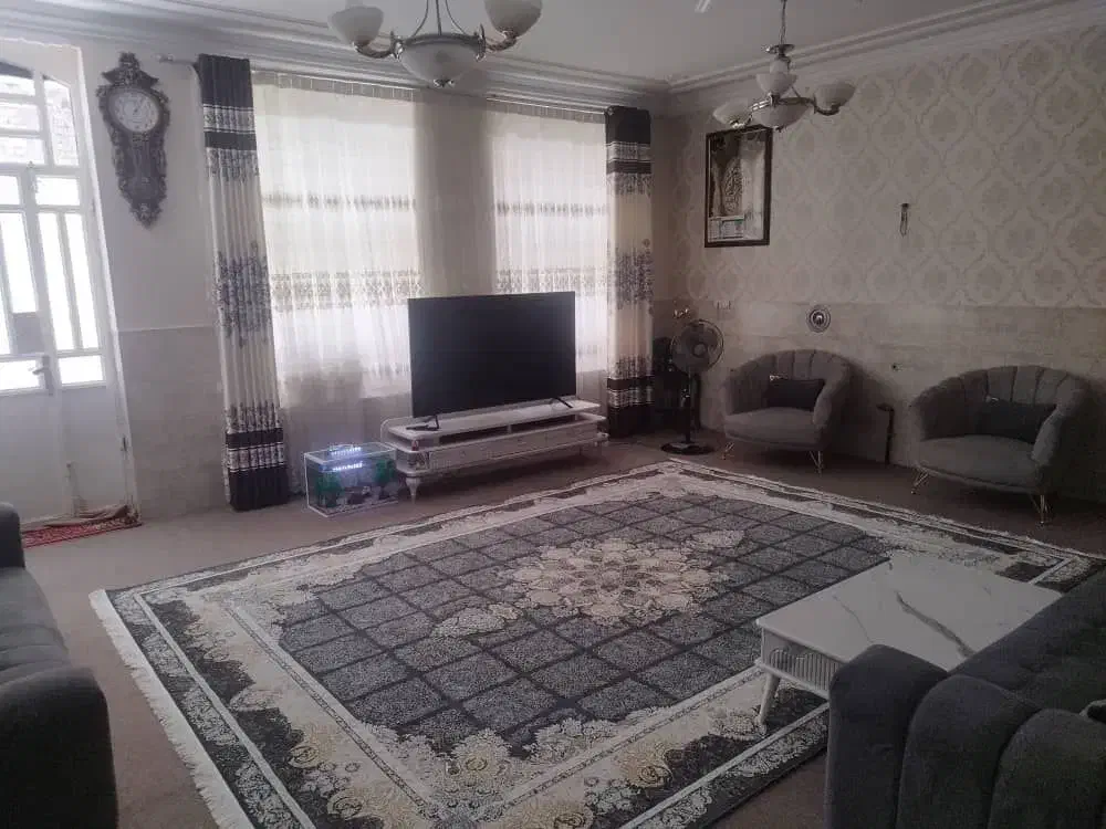 فروش خانه ویلایی ۱۳۵ متری ۲ خوابه در شهرک فرزانگان|فروش خانه و ویلا|شیراز, شهرک فرزانگان|دیوار