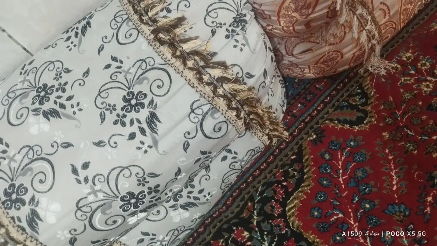 بالش|رختخواب، بالش، پتو|سراوان, |دیوار