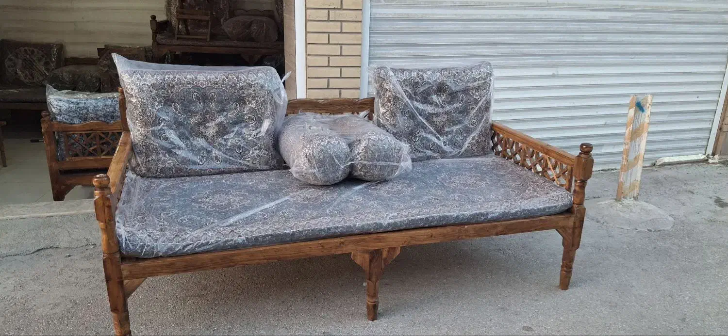 تولید انواع تخت های سنتی|مبلمان خانگی و میز عسلی|قیدار, |دیوار