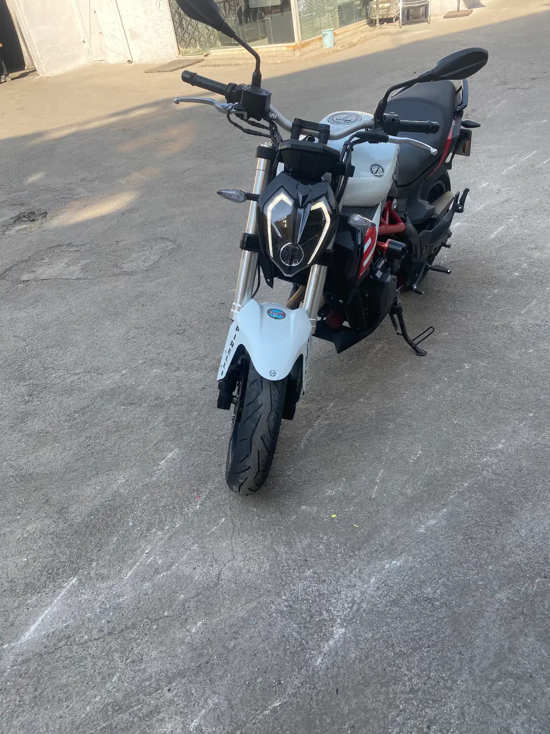 بنلی ۳۰۰|موتورسیکلت|تهران, دهم فروردین|دیوار