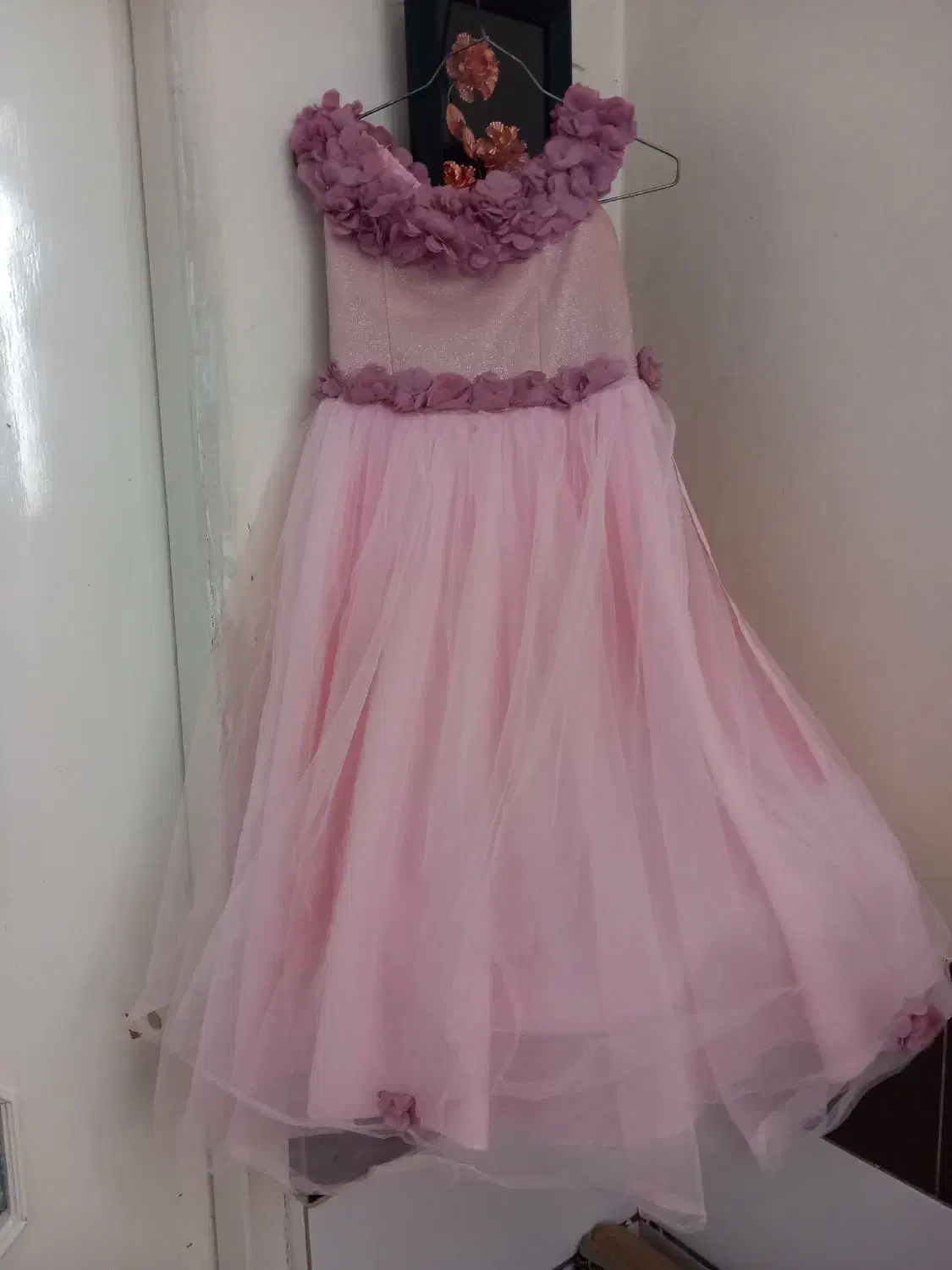 پاچین مجلسی|کفش و لباس بچه|اقبالیه, |دیوار