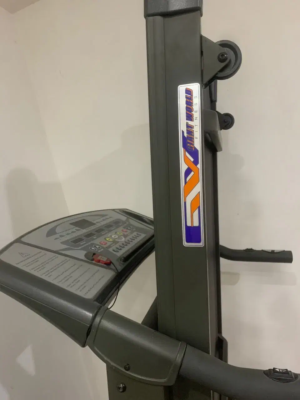 تردمیل|تجهیزات ورزشی|آستانه اشرفیه, |دیوار