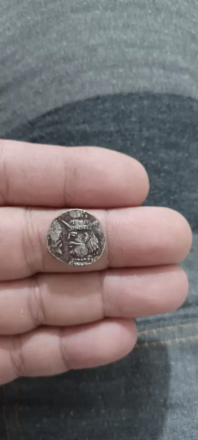 سکه|کلکسیون اشیاء عتیقه|هشتگرد, شهرک اداری|دیوار