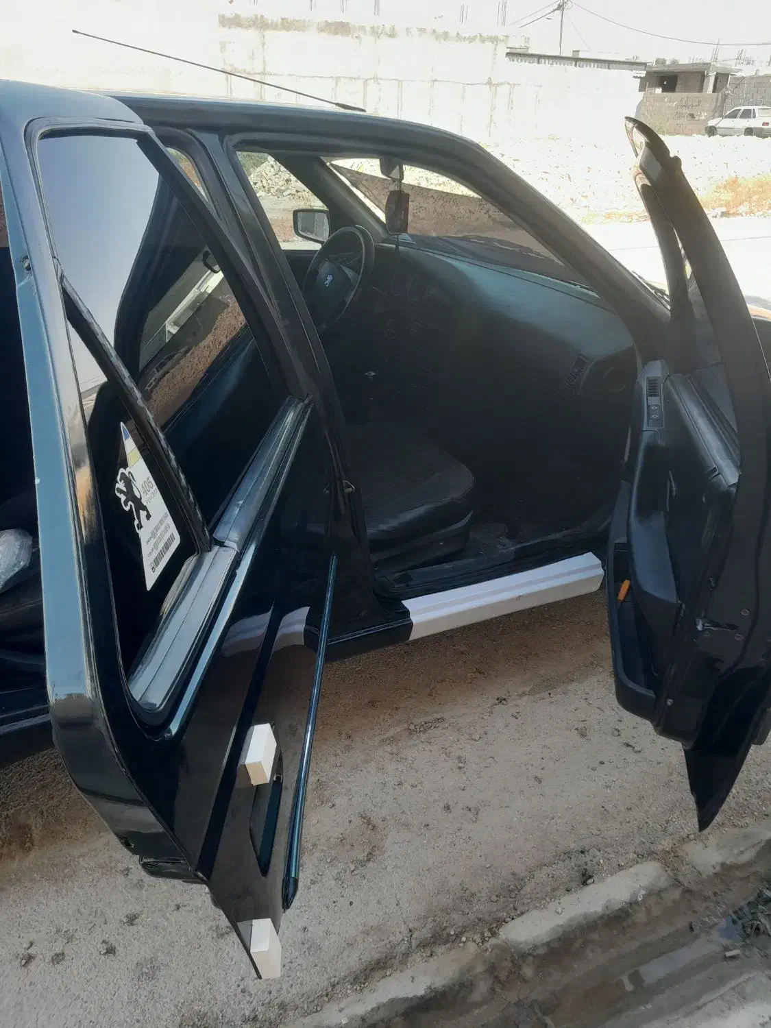 پژو ۴۰۵ مدل ۸۳|خودرو سواری و وانت|بوشهر, |دیوار