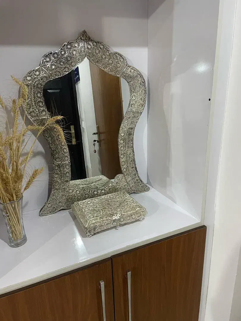 آینه و شمعدان ملیله و میز کنسول ملیله|آینه|اصفهان, شفق|دیوار