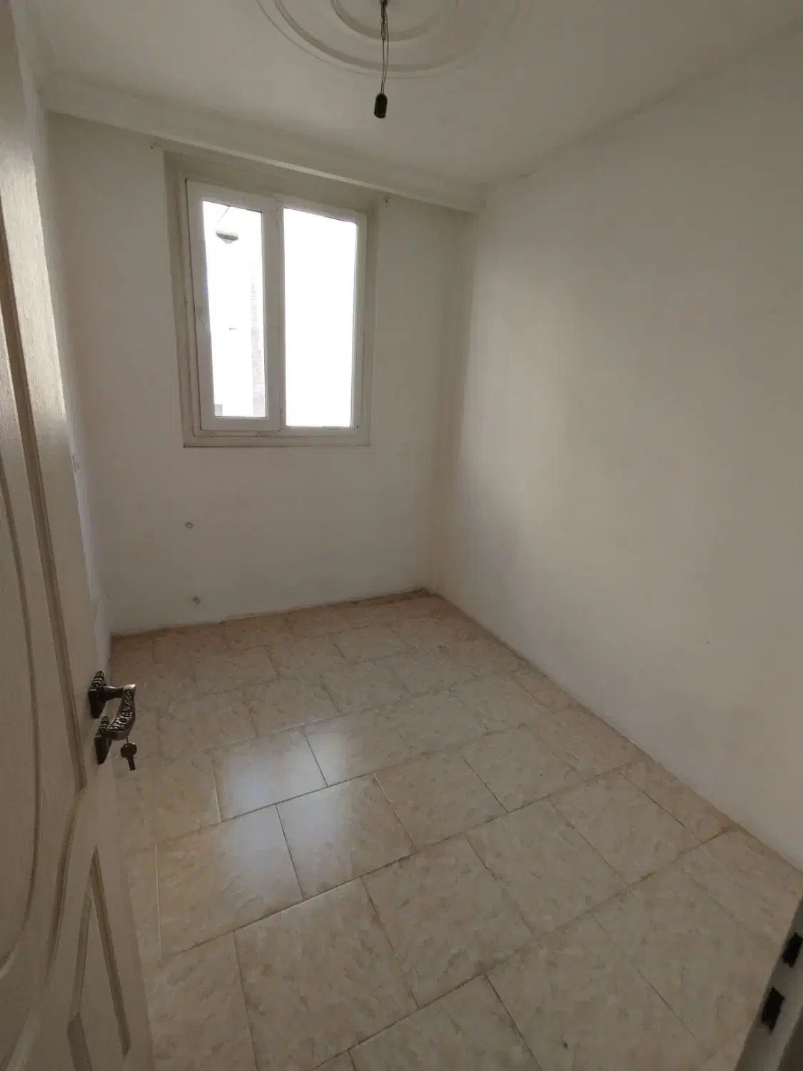 60متردوخوابه تک واحدی انباری واسانسور