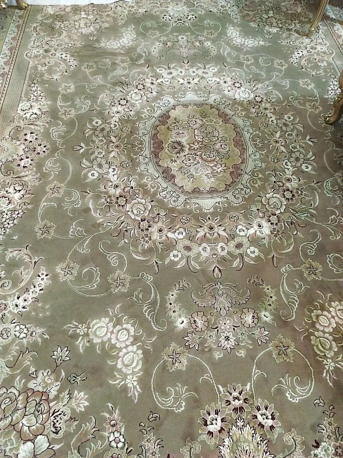 فرش ۱۲ متری|فرش|ری, دیلمان|دیوار