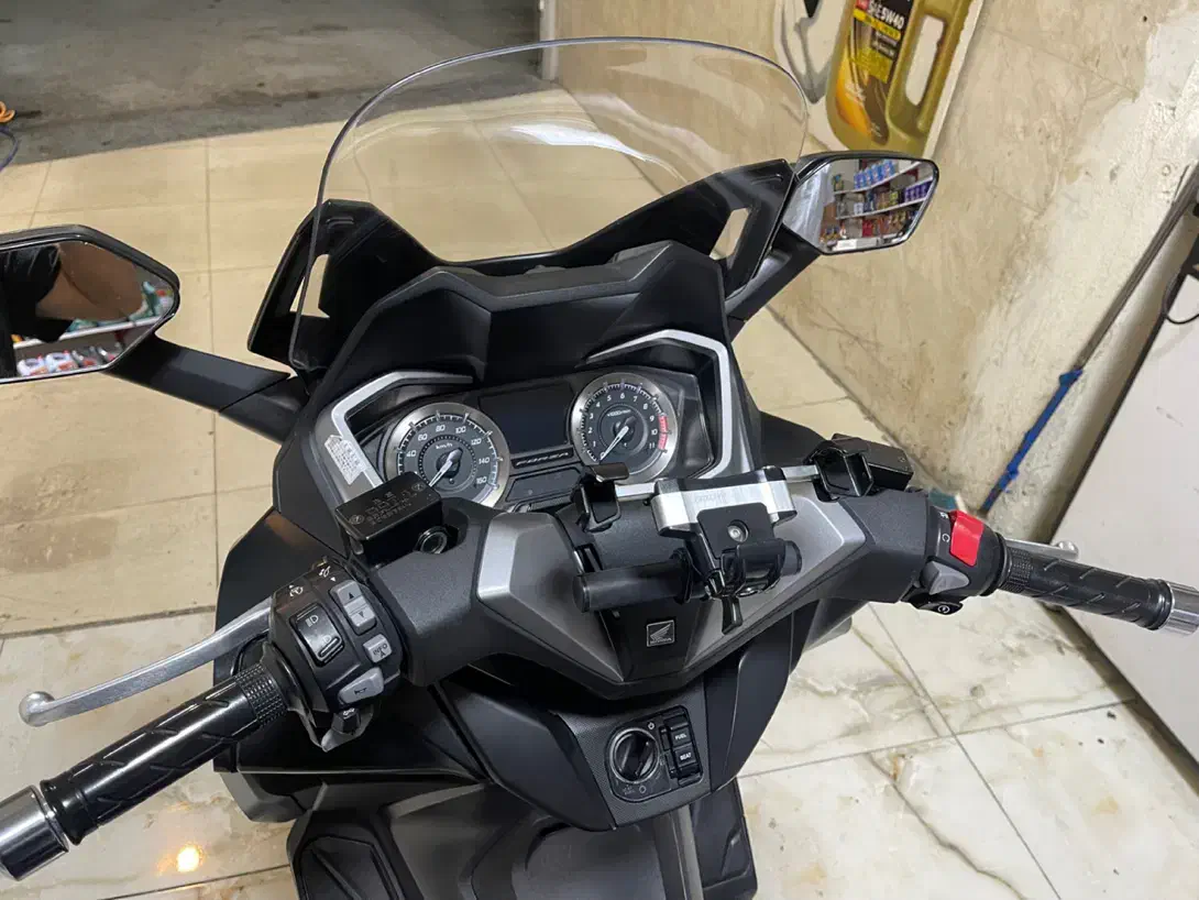 هوندا فورزا اتاق ۵ مدل ۲۰۲۱|موتورسیکلت|تهران, تهرانسر غربی|دیوار