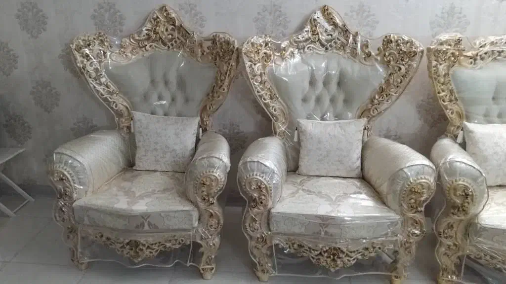 مبل ۹ نفره در حد نو سلطنتی|مبلمان خانگی و میز عسلی|شاهدشهر, |دیوار