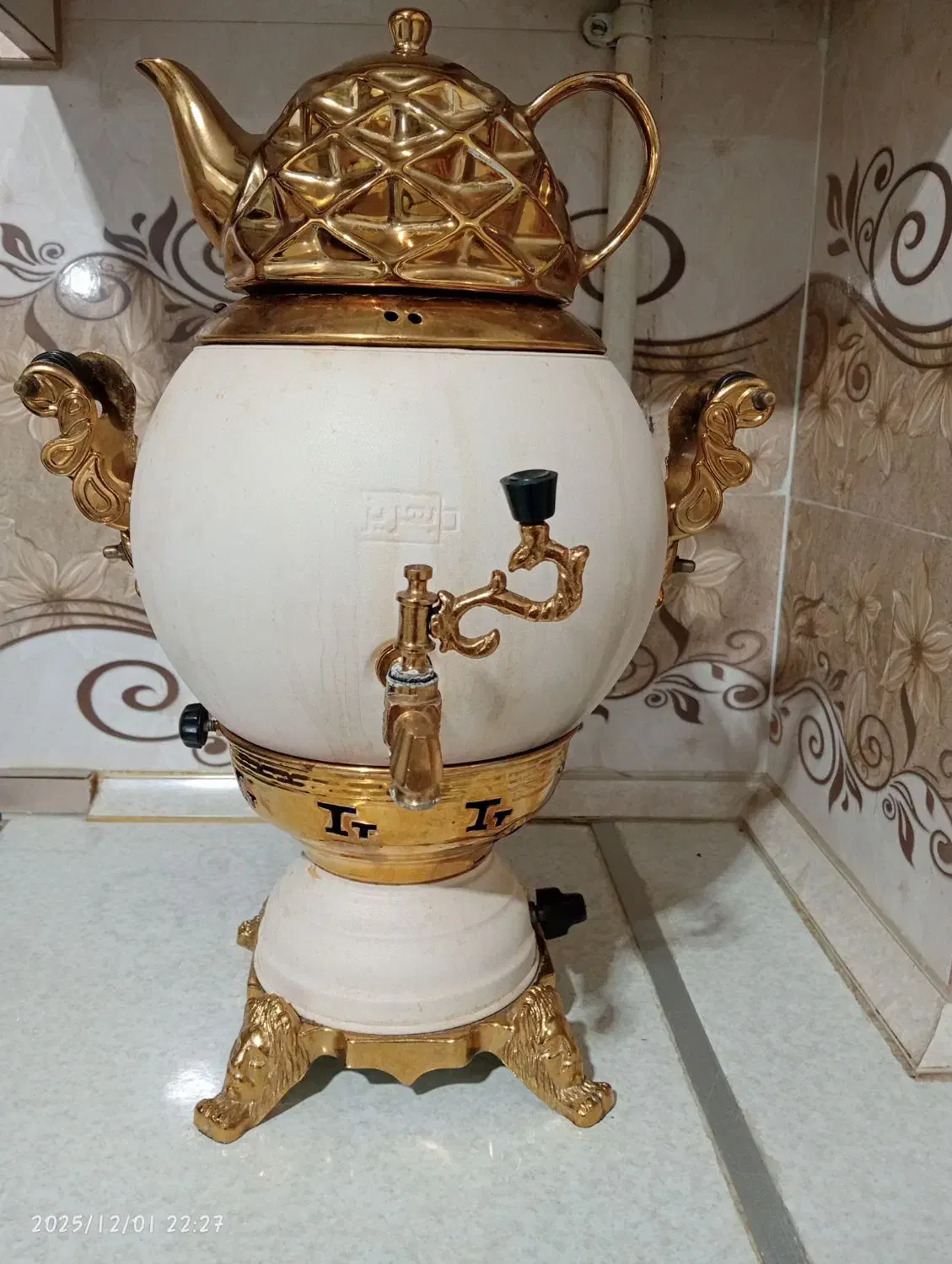 سماور گازی کاملا سالم|سماور، چایساز، قهوهساز|چهاردانگه (تهران), |دیوار