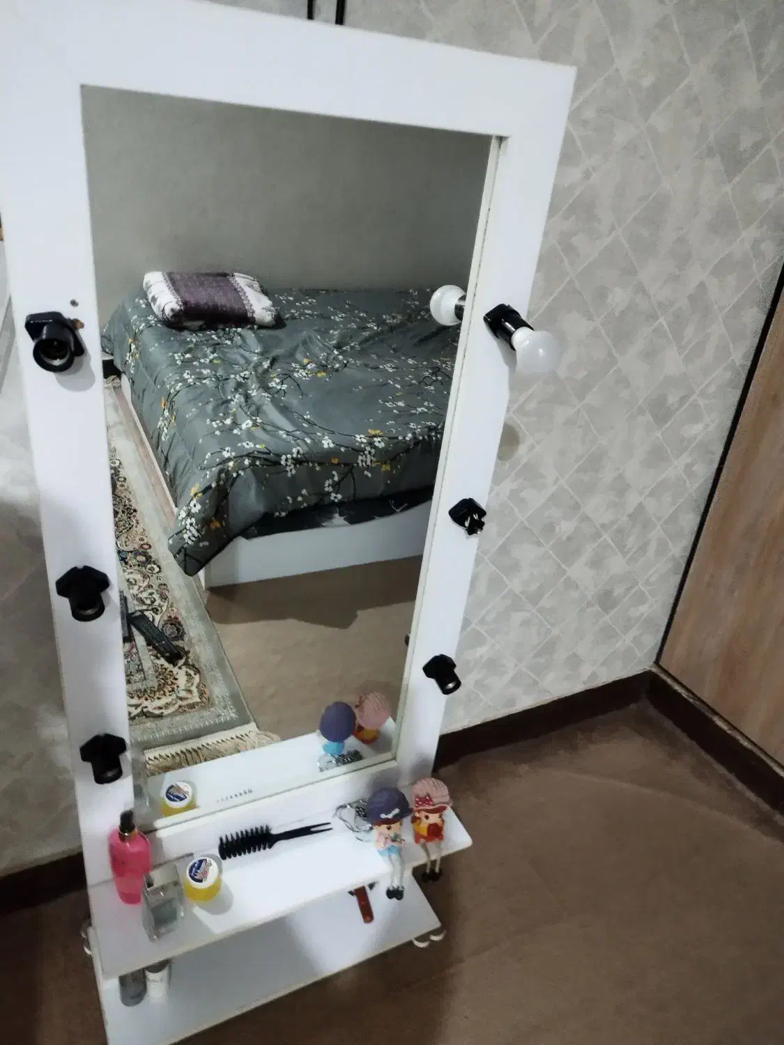 آیینه چراغ داردرحدندباچوب ام دی اف|آینه|آبادان, |دیوار