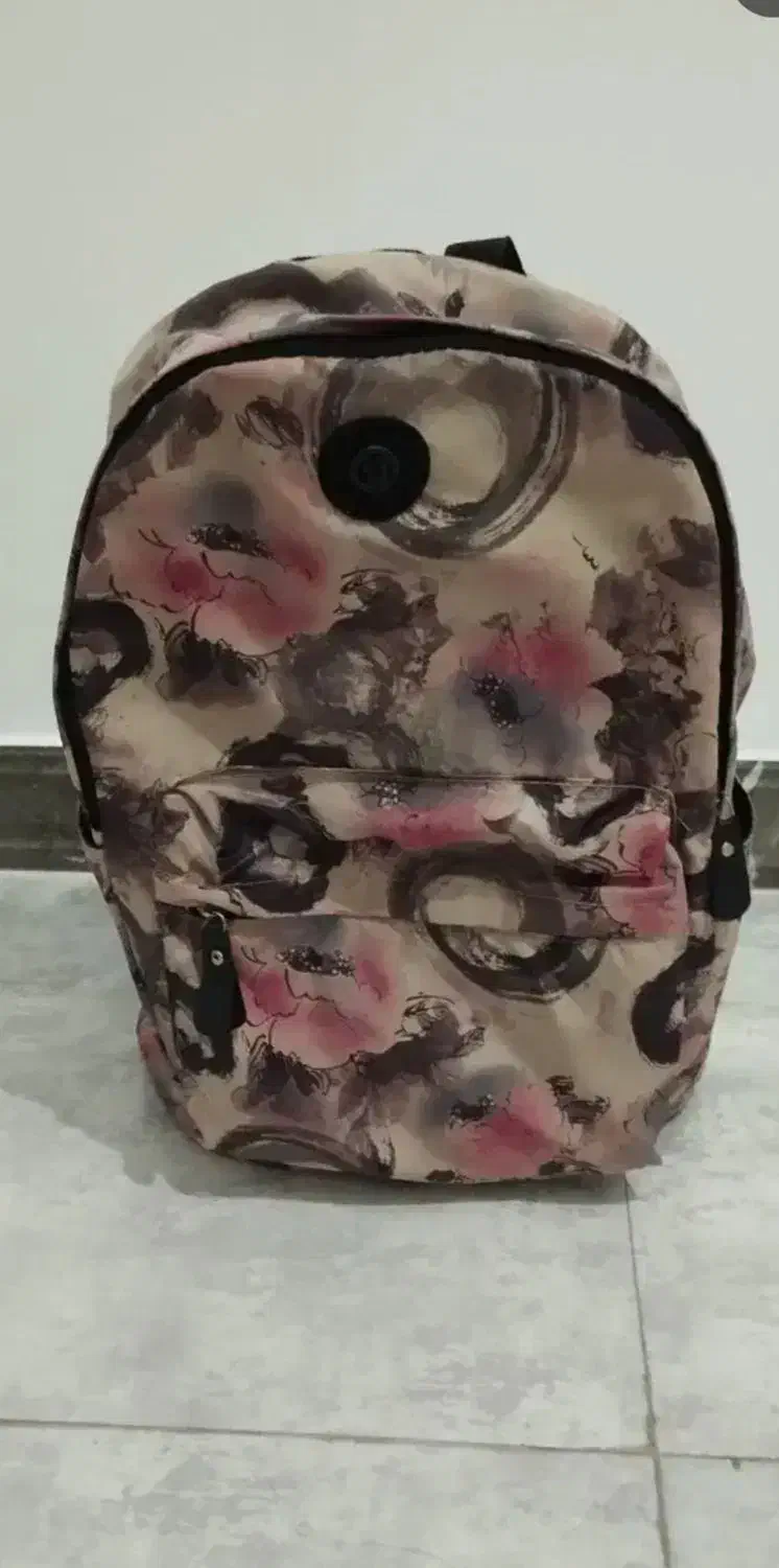 دوعدد کوله درحد نو|کیف، کفش، کمربند|رشت, انصاری|دیوار