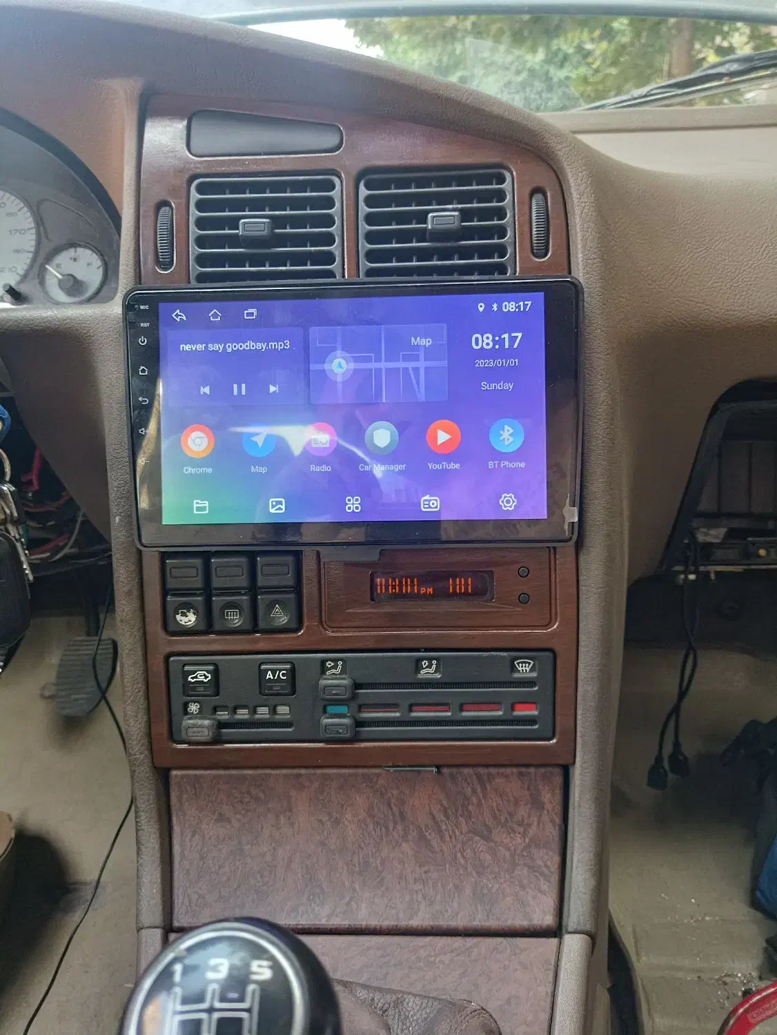 مانیتورپژو داشبوردقدیم|قطعات یدکی و لوازم جانبی|شاهین‌شهر, حافظ جنوبی|دیوار