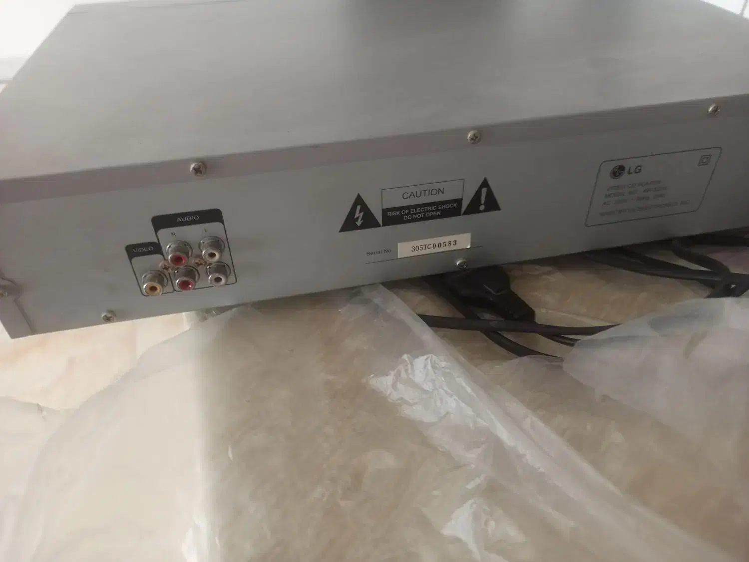 دستگاه پخش کننده سی دی cd مارک ال جی|پخشکننده DVD و ویدیو|اصفهان, محله اسلامی|دیوار