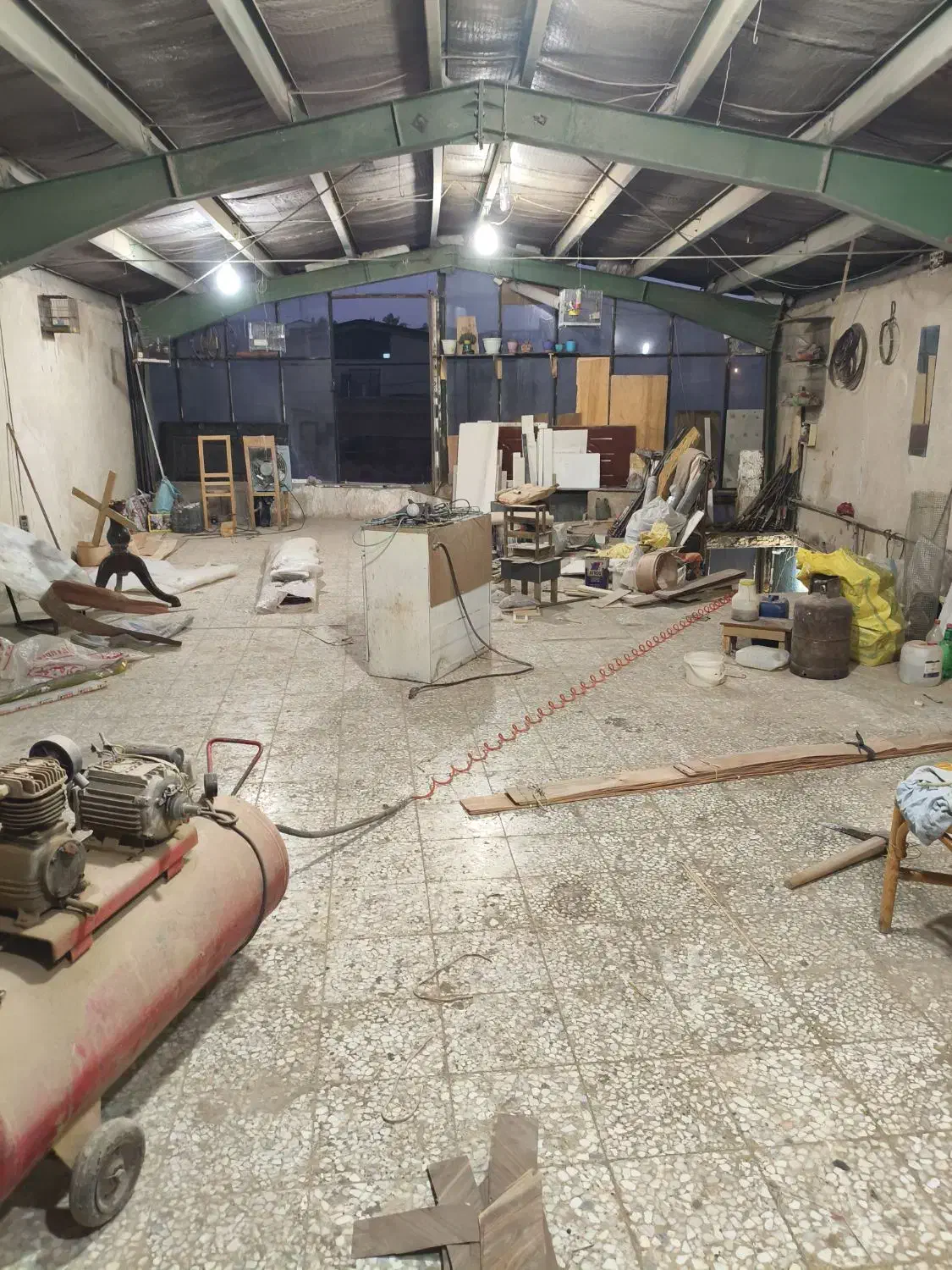 اجاره کارگاه // ۱۰۰ متری // کامیونداران بومهن|اجارهٔ دفتر صنعتی، کشاورزی، تجاری|بومهن, |دیوار