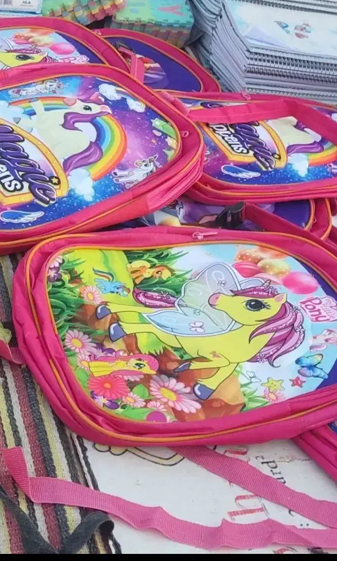 کیف مدرسه|کیف، کفش، کمربند|خرم‌آباد, |دیوار