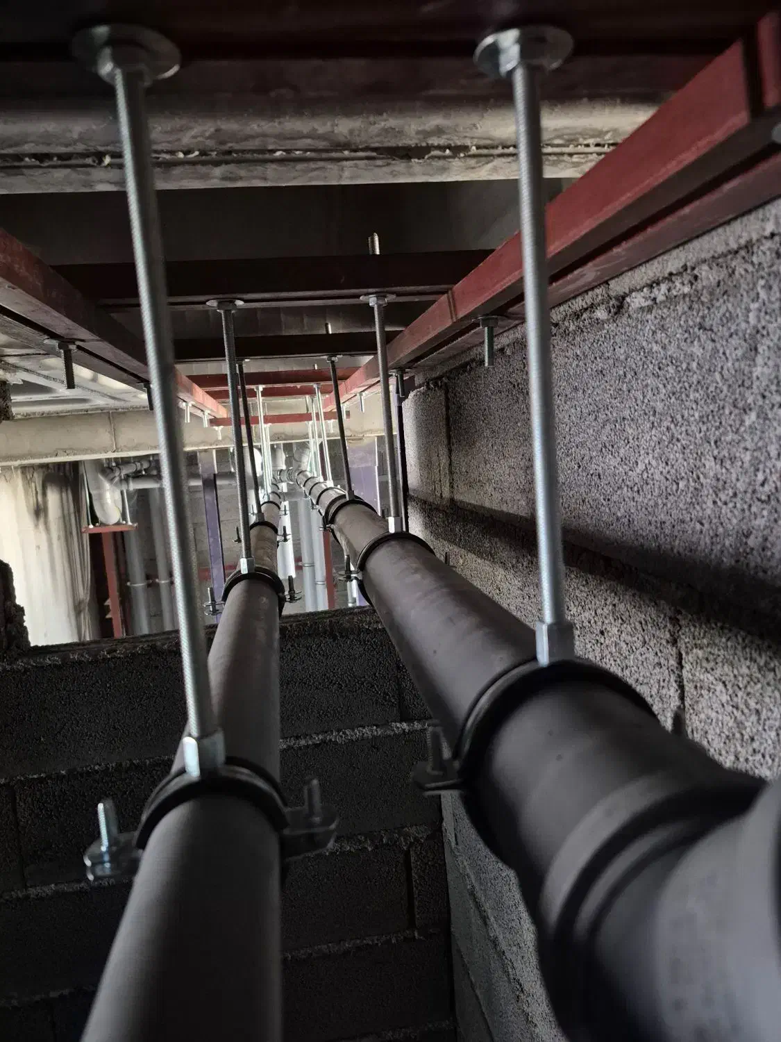 نیروی کار برای لوله کشی تاسیسات ساختمان|استخدام معماری، عمران و ساختمانی|میبد, |دیوار