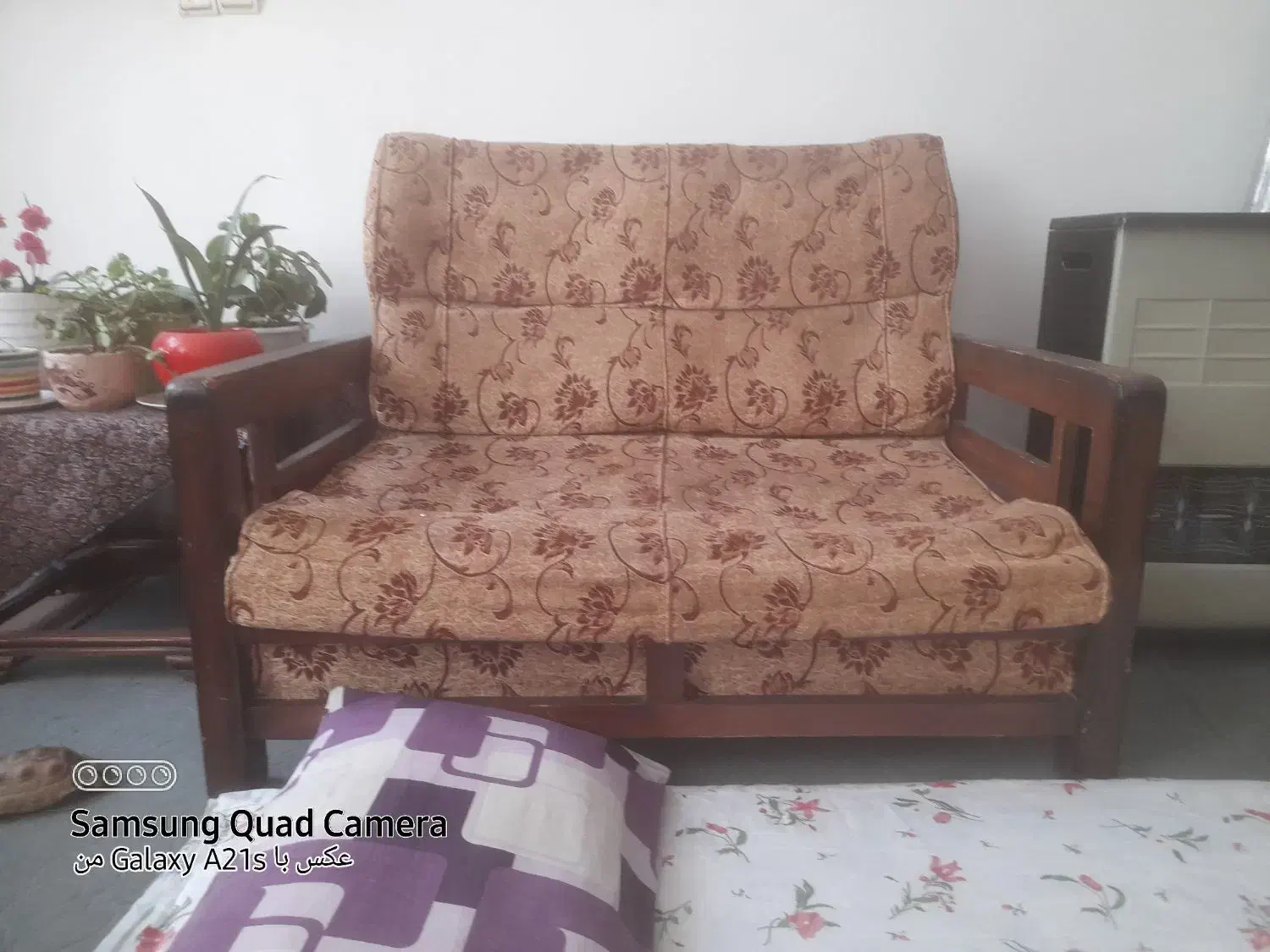 نیم دست مبل راحتی ومحکم|مبلمان خانگی و میز عسلی|کرمان, |دیوار