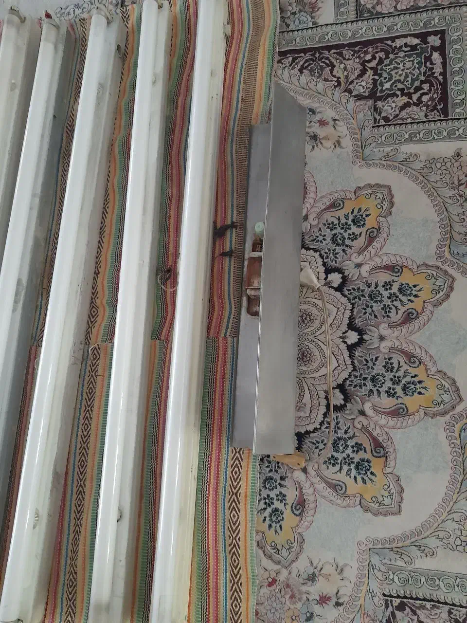 مهتابی|لامپ و چراغ|ری, جوانمرد قصاب|دیوار