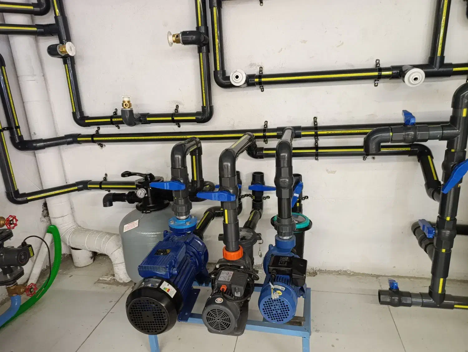 کیفیت‌وقیمت مناسب.تاسیسات.استخر.متورخانه.لوله کشی|خدمات پیشه و مهارت|ماهدشت, |دیوار