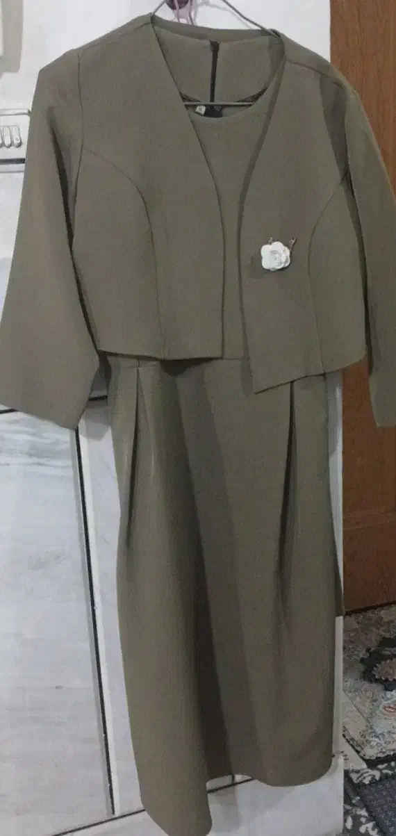 لباس نو|لباس|الیگودرز, |دیوار