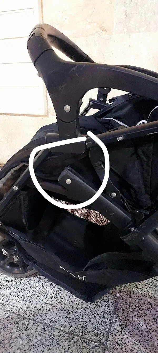 کالسکه مکس دلیجان نیاز به تعمیر|کالسکه و لوازم جانبی|تهران, استخر|دیوار