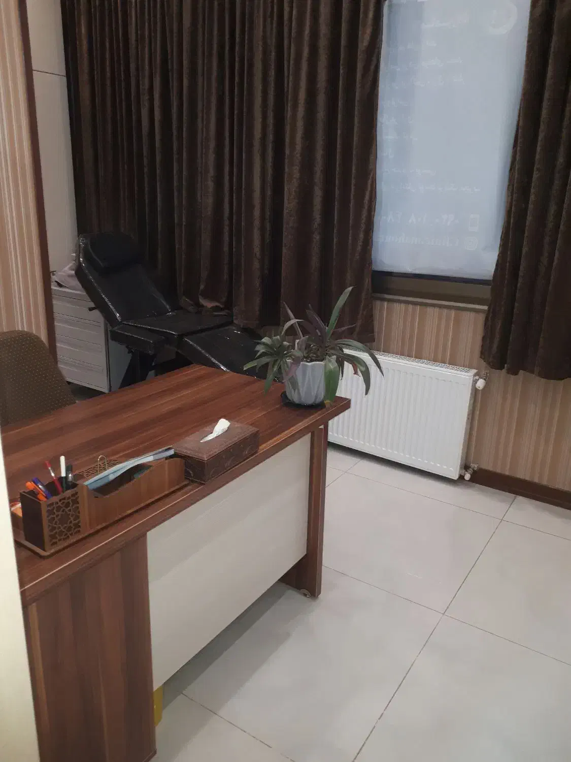 واگذاری کامل مطب زیبایی و لیزر با کلیه وسایل|اجارهٔ دفتر کار، اتاق اداری، مطب|اصفهان, محله سفلی|دیوار