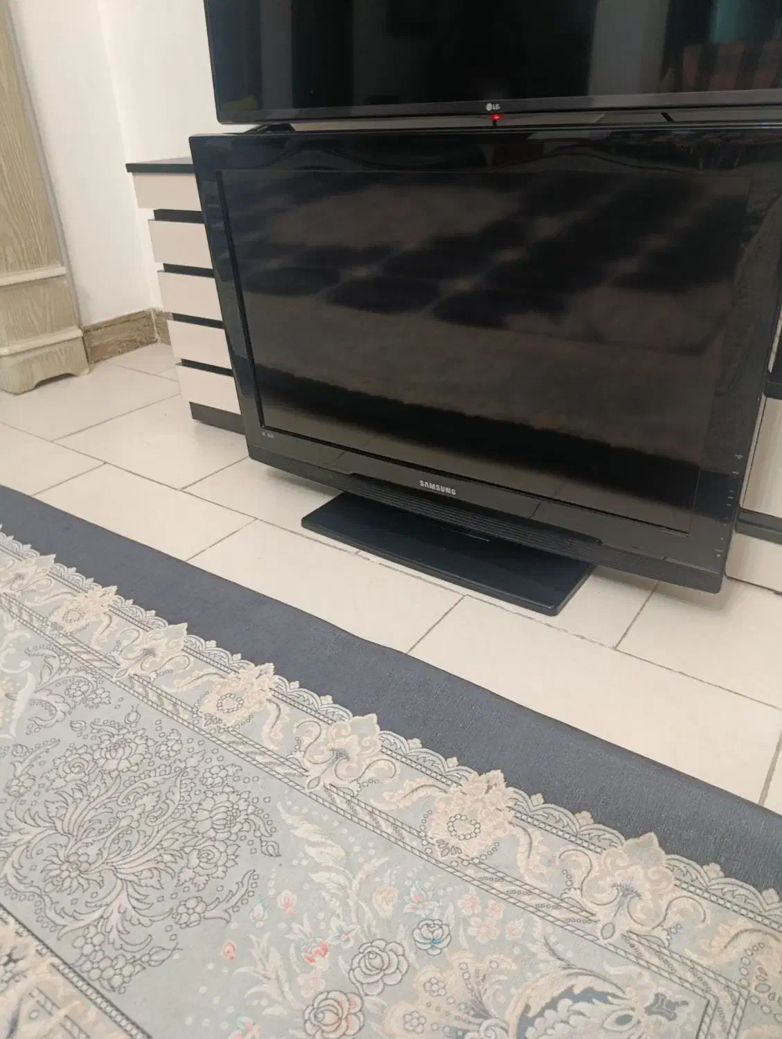 تلویزیون ال سی دی 32 اینچ|تلویزیون و پروژکتور|صومعهسرا, |دیوار