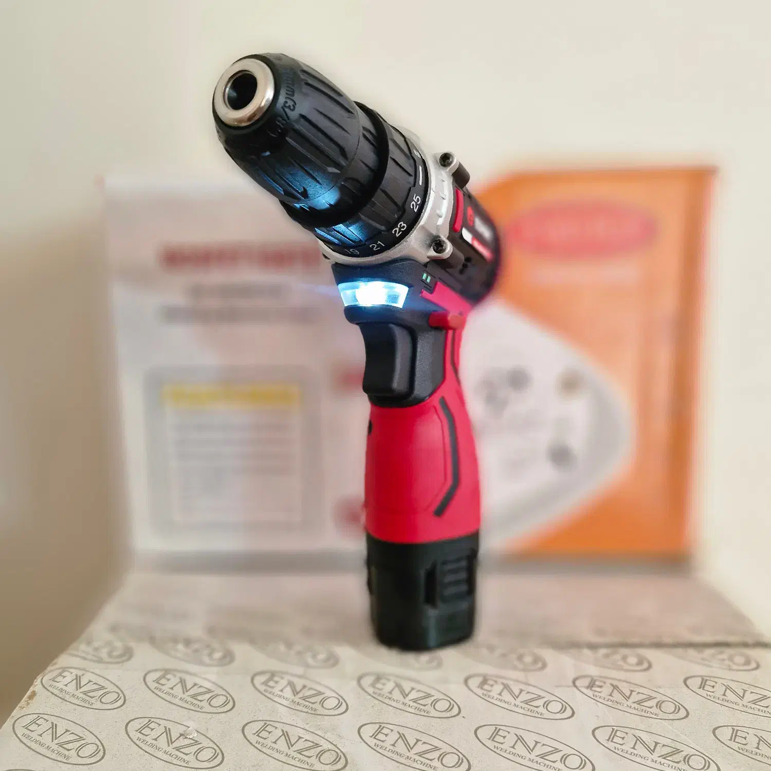 دریل شارژی 24 ولت ادون ادن دو باطری همراه با لوازم|ماشین‌آلات صنعتی|مشهد, توس (بلوار توس)|دیوار