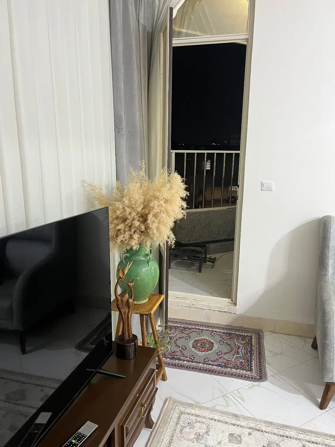 یک واحد آپارتمان داخل شهر (خیابان پاسداران)|فروش آپارتمان|ساوه, |دیوار