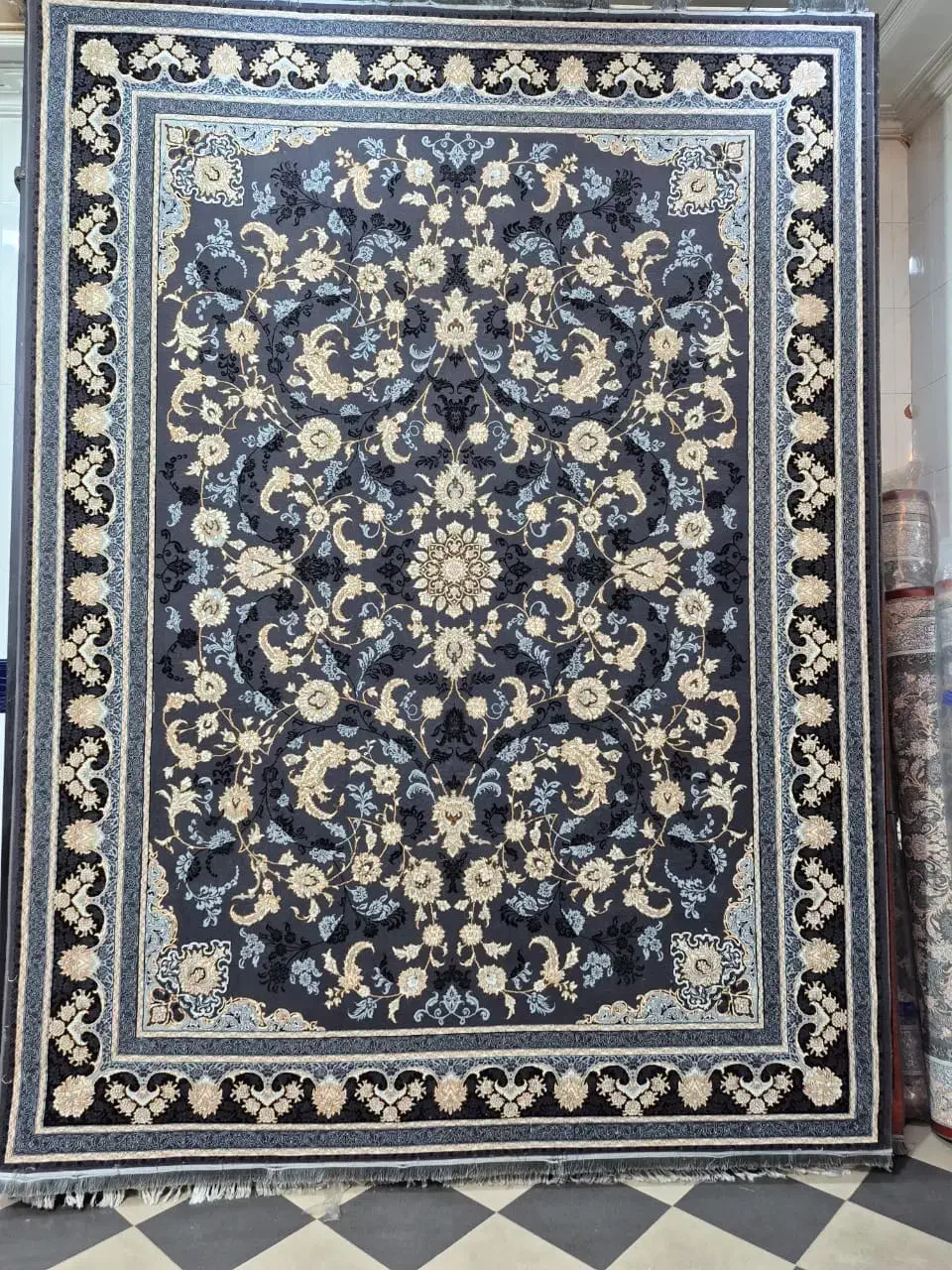 فرشهای که زندگی را زیبا میکند+ فرش نگین مشهد ٪+|فرش|دزفول, |دیوار