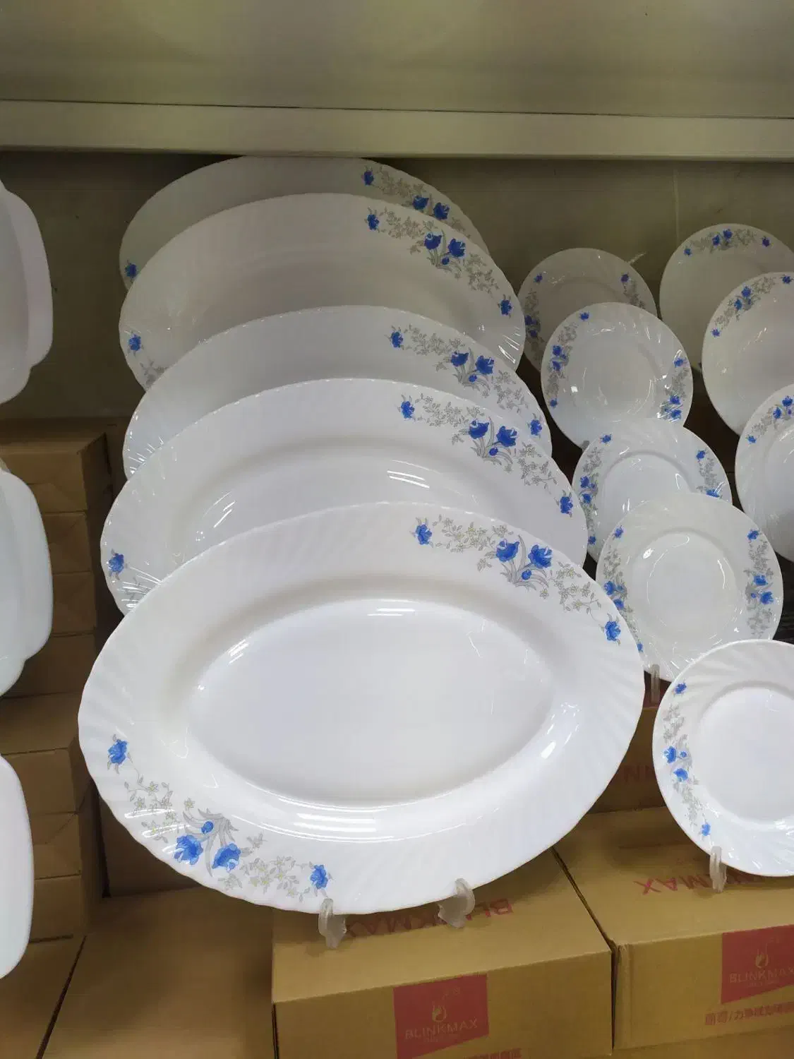 مرغ خوری|کلکسیون اشیاء عتیقه|زاهدان, |دیوار