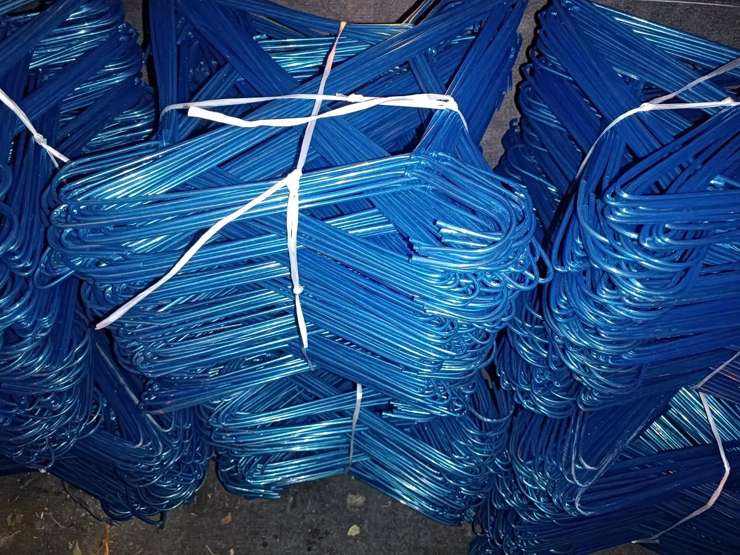 رخت اویز|بندرخت و رخت‌آویز|بیرجند, |دیوار