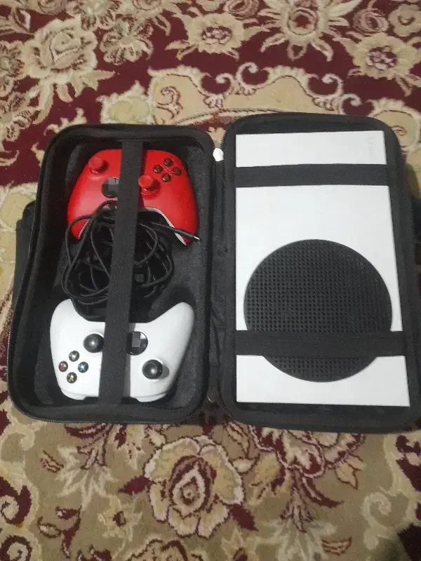 ایکس باکس(سری اس) فروشی|کنسول، بازی ویدئویی و آنلاین|جیرفت, |دیوار