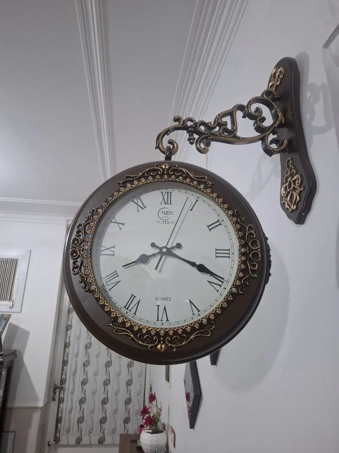 ساعت قهوه ای نونو هیچ مشکلی نداره فروشی|ساعت دیواری و تزئینی|رفسنجان, |دیوار