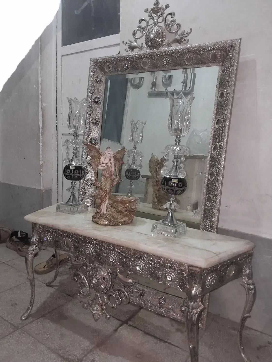 آینه شمعدان|آینه|سبزوار, فرهنگیان|دیوار