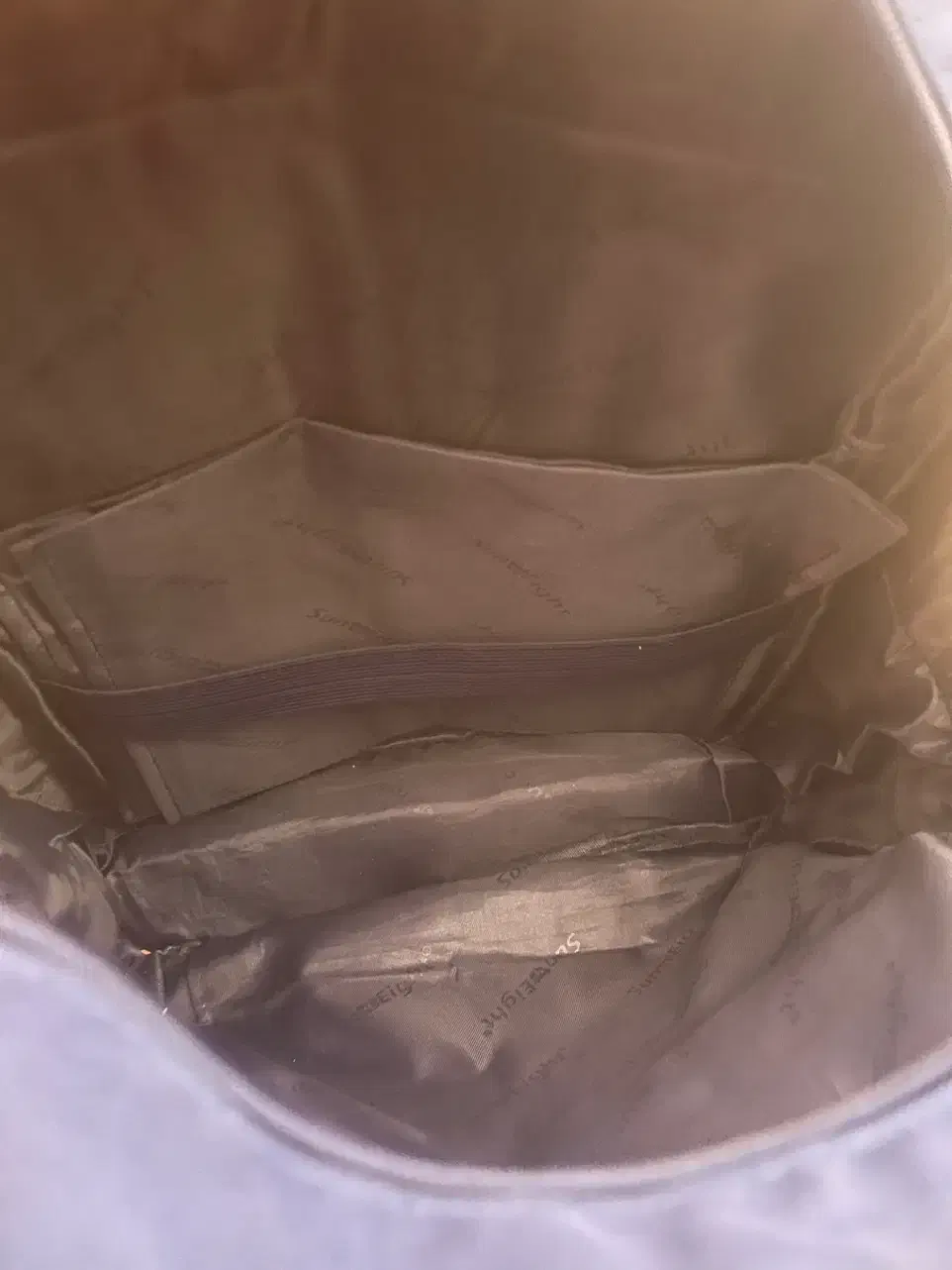 کیف خارجی|کیف، کفش، کمربند|هشتگرد, شهرک دریا|دیوار