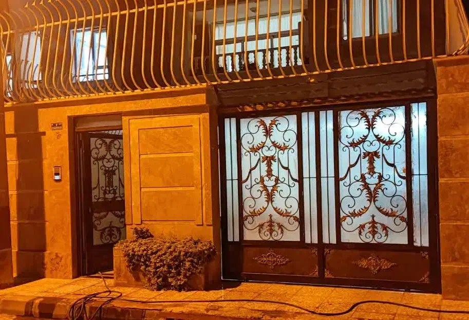 همکف شیک و بروز تک واحد کلا دو طبقه|فروش آپارتمان|شاهین‌شهر, شهرک هشت بهشت|دیوار