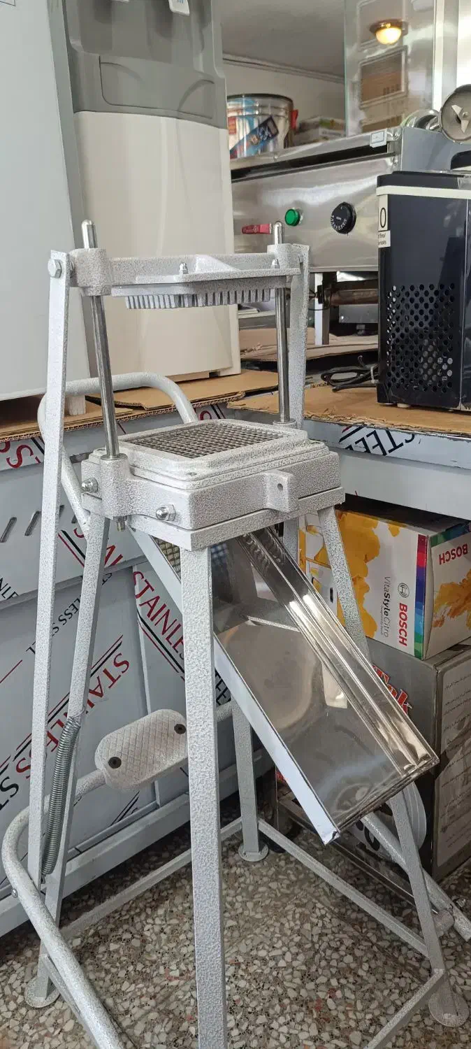 خلال کن پدالی سیب زمینی و پیاز|کافیشاپ و رستوران|شیراز, هفت تنان|دیوار