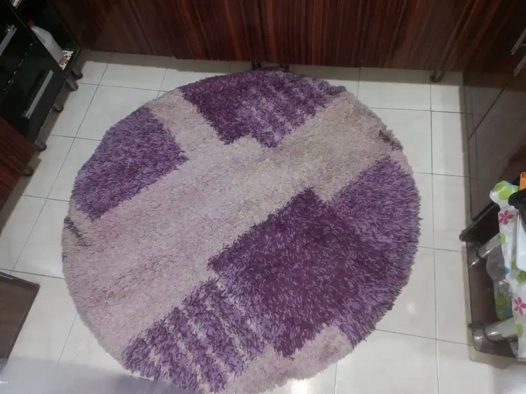 فرشینه ماکارانی گرد|پادری|شیراز, سفیرشمالی|دیوار