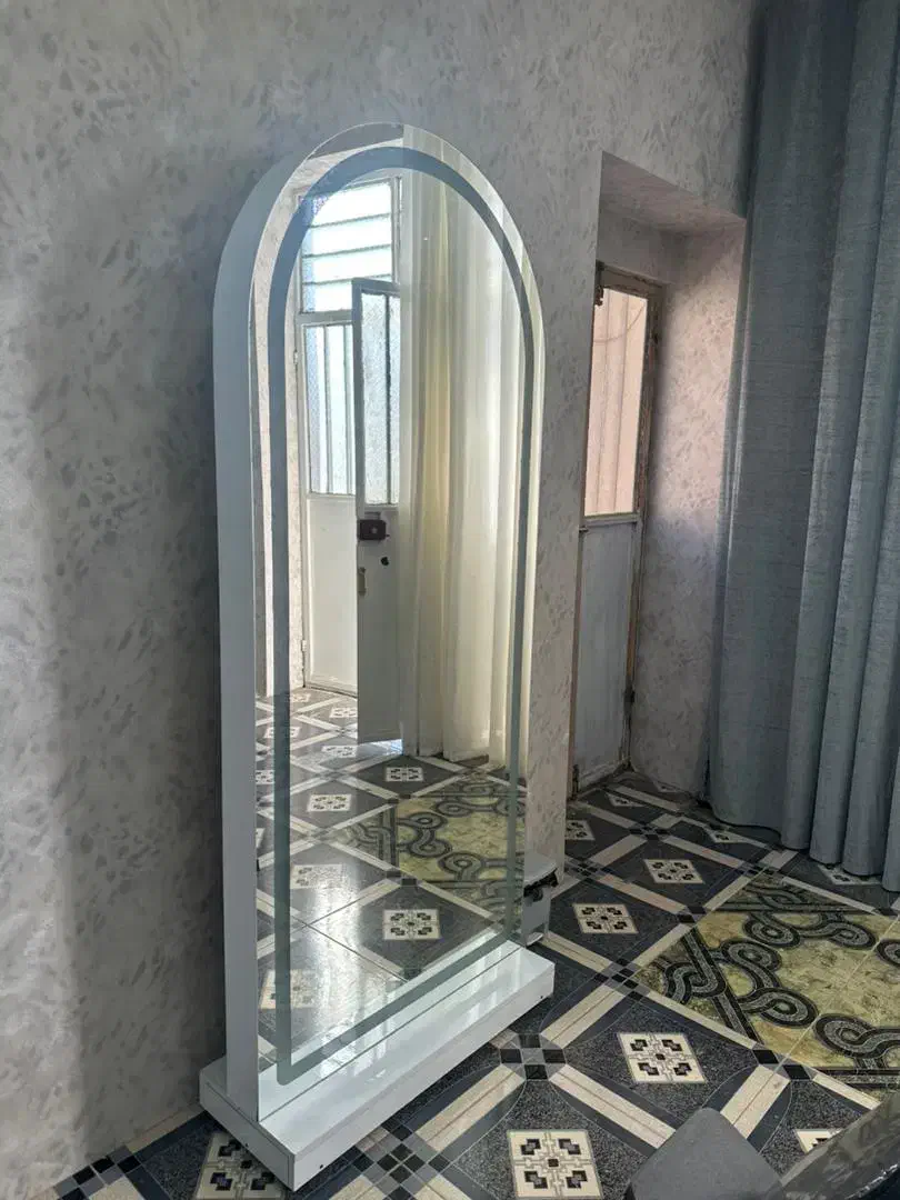 آینه و میز|آرایشگاه و سالنهای زیبایی|زابل, |دیوار