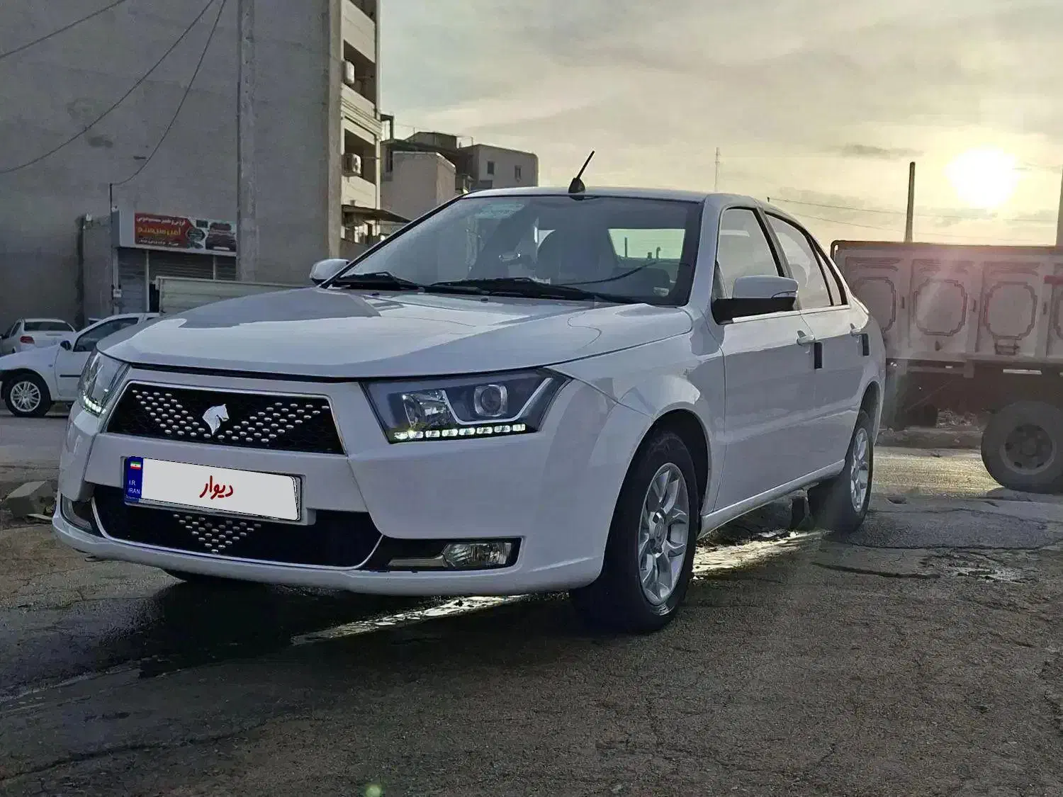 دنا ۱۴۰۰سفید|خودرو سواری و وانت|خرم‌آباد, |دیوار