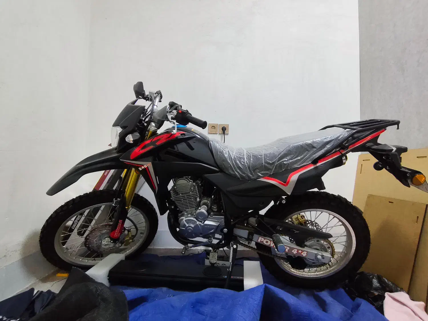 تریل 250 طرح سی آر اف|موتورسیکلت|کازرون, |دیوار