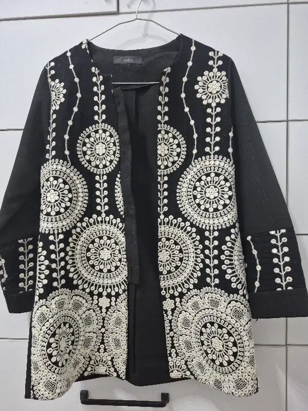 کت مجلسی|لباس|اردکان, |دیوار