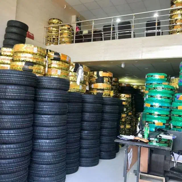 لاستیک و رینگ سنگین و سبک|قطعات یدکی و لوازم جانبی|شیراز, آبیاری|دیوار