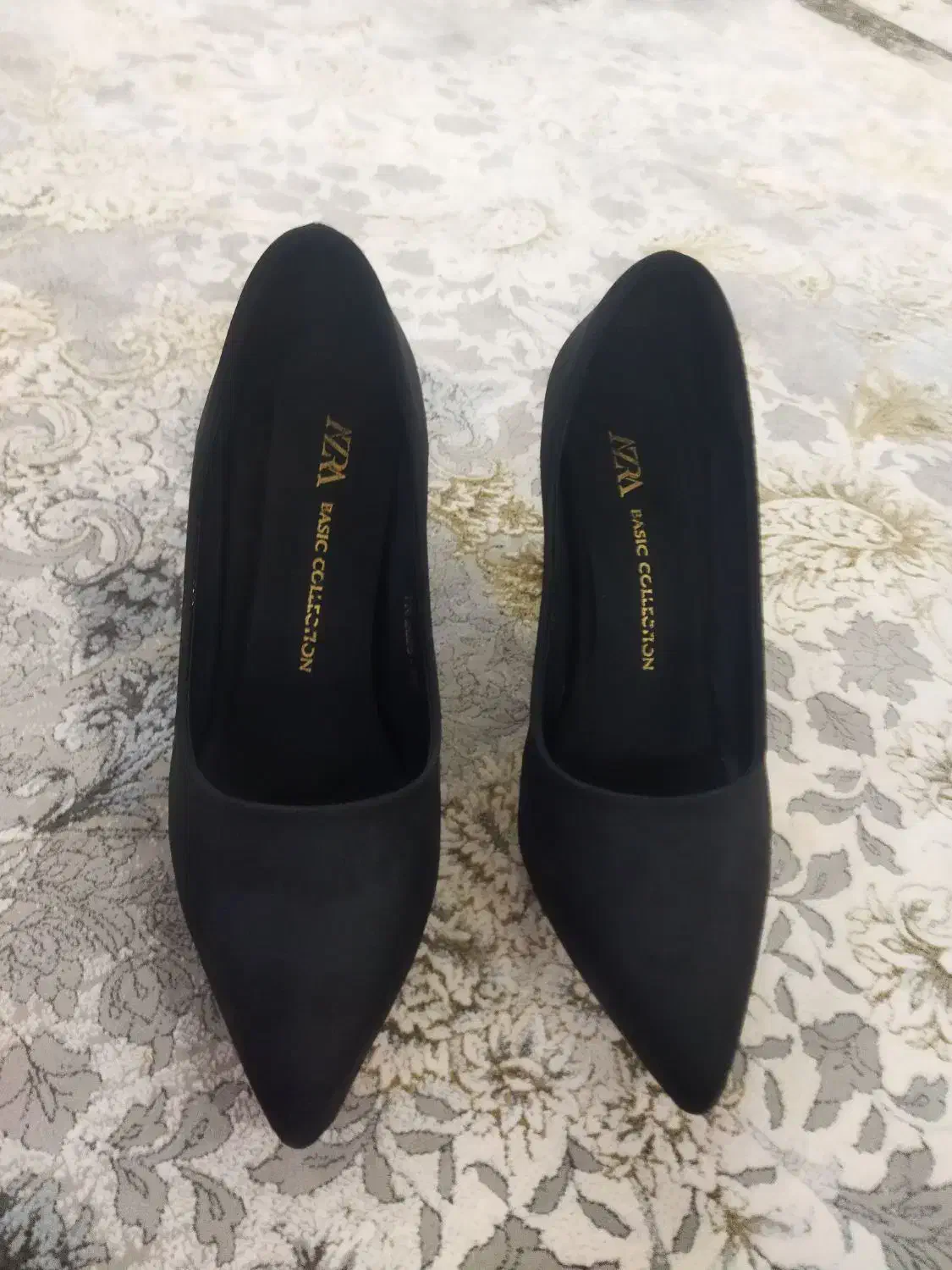 کفش مجلسی|کیف، کفش، کمربند|شاهین دژ, |دیوار