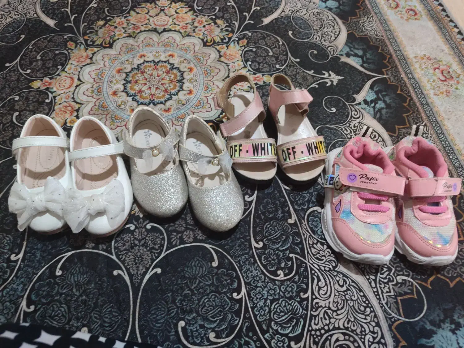 تعدادی کفش و صندل|کیف، کفش، کمربند|بندرعباس, |دیوار