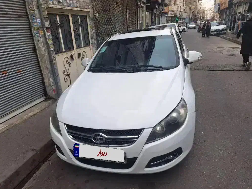 جک J5 اتومات، ۱۳۹۴، سفید، کم‌کارکرد|خودرو سواری و وانت|تهران, نعمت‌آباد|دیوار